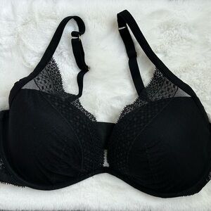 VICTORIA’S SECRET Incredible Plunge Bra Black‎ Lt Pad Underwire Lace Mesh 36DD